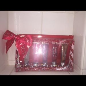 Victoria’s Secret lip gloss set