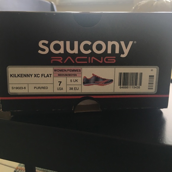 Saucony size 7 racing shoes - Picture 5 of 5