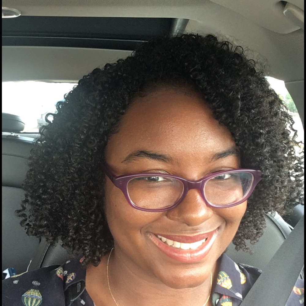 Meet your Posher, Pamela