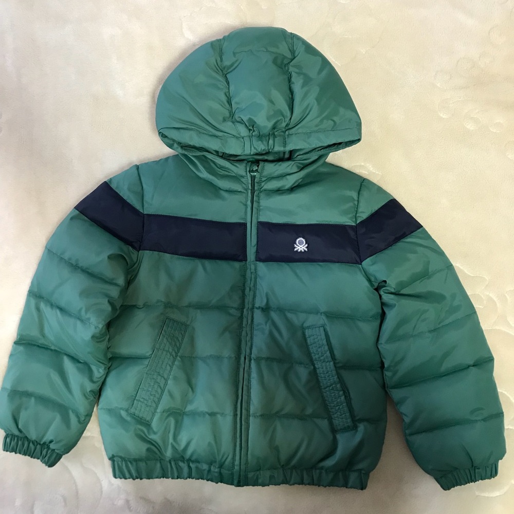 United Colors Of Benetton boys coat size 4/5