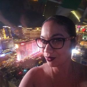 Meet your Posher, Desiree