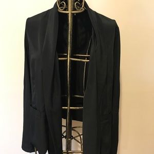 Lightweight blazer