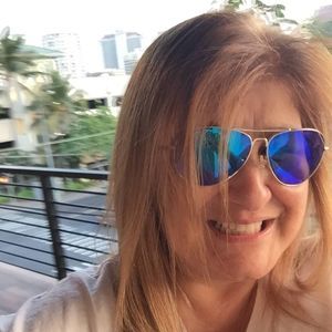 Meet your Posher, Chely