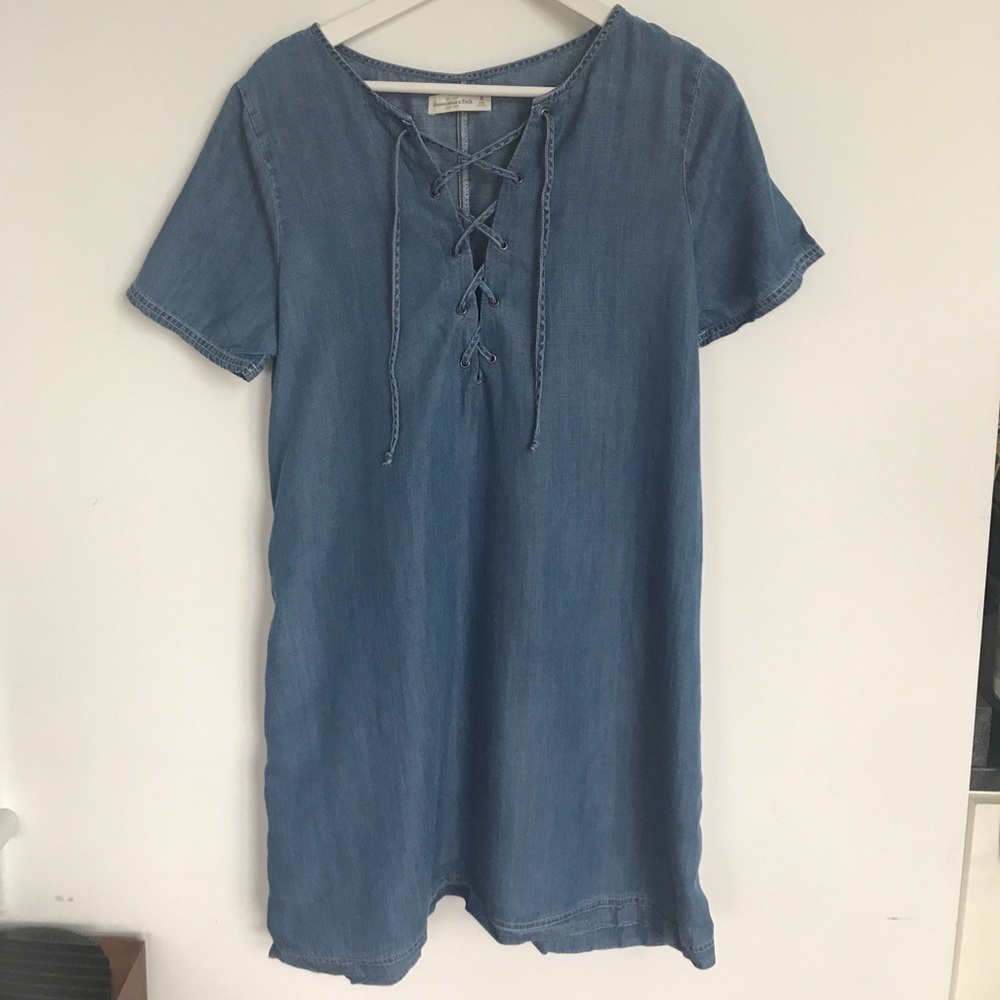 Abercrombie denim lace up dress