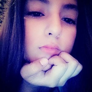 Meet your Posher, Desiree