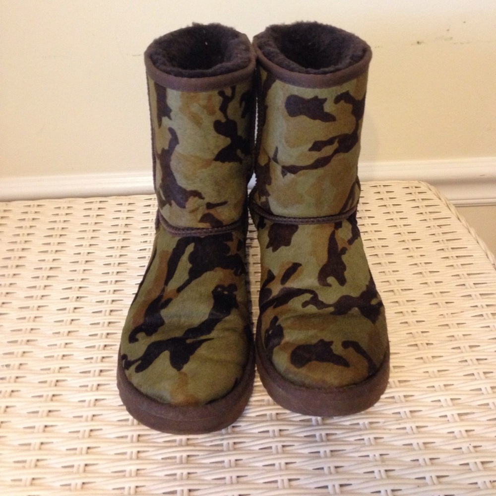 Camo Uggs