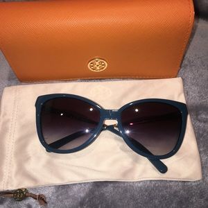 Foldable Tory Burch Teal Sunglasses