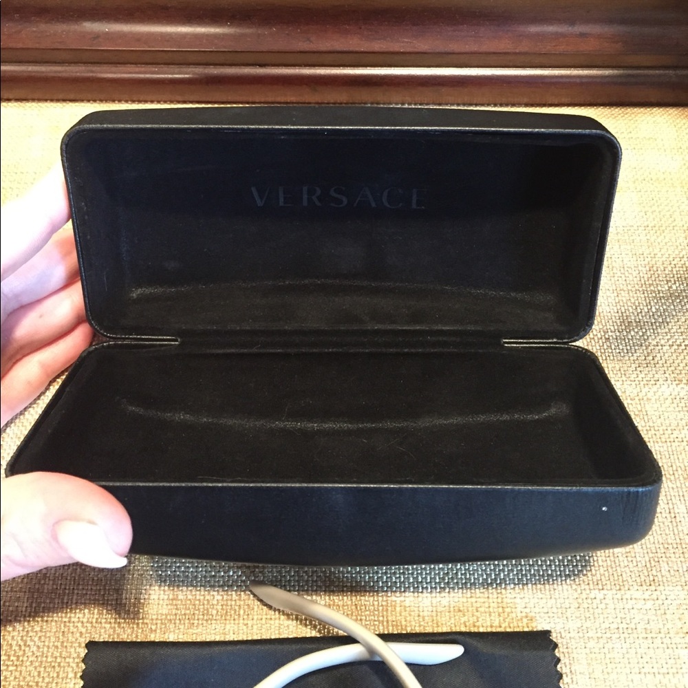 Authentic Versace gray& gold sunglasses with case - Picture 3 of 8