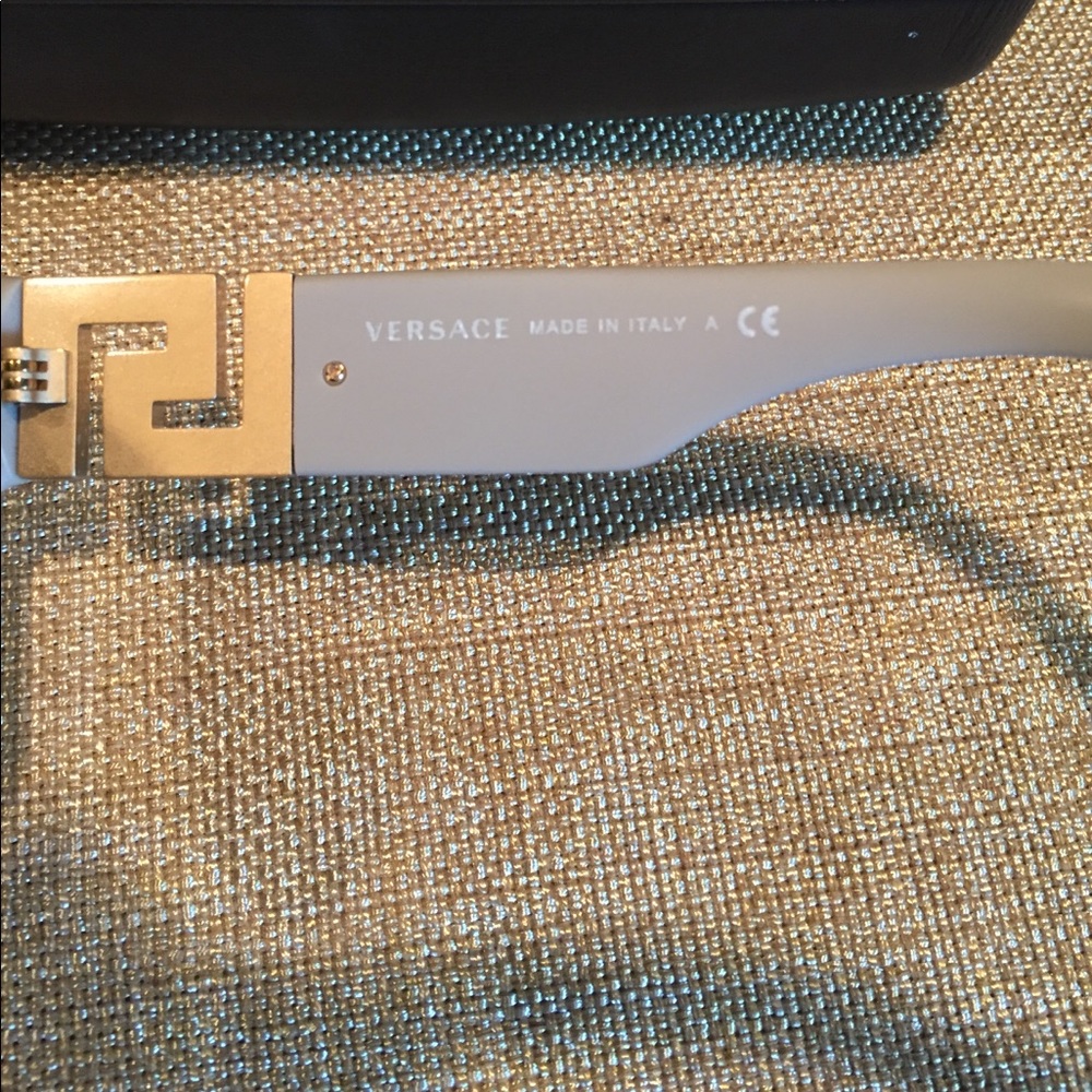 Authentic Versace gray& gold sunglasses with case - Picture 7 of 8