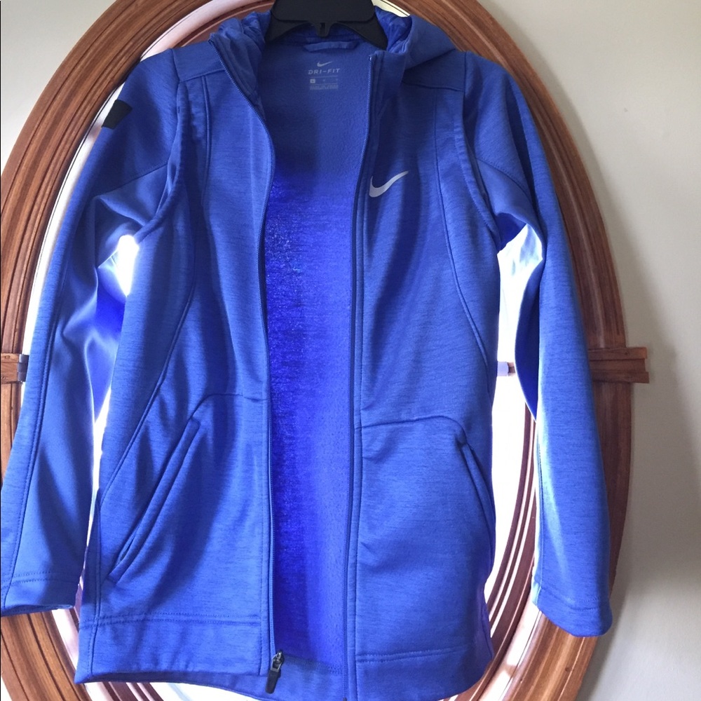 Nike dri fit zipper hoodie never worn by son