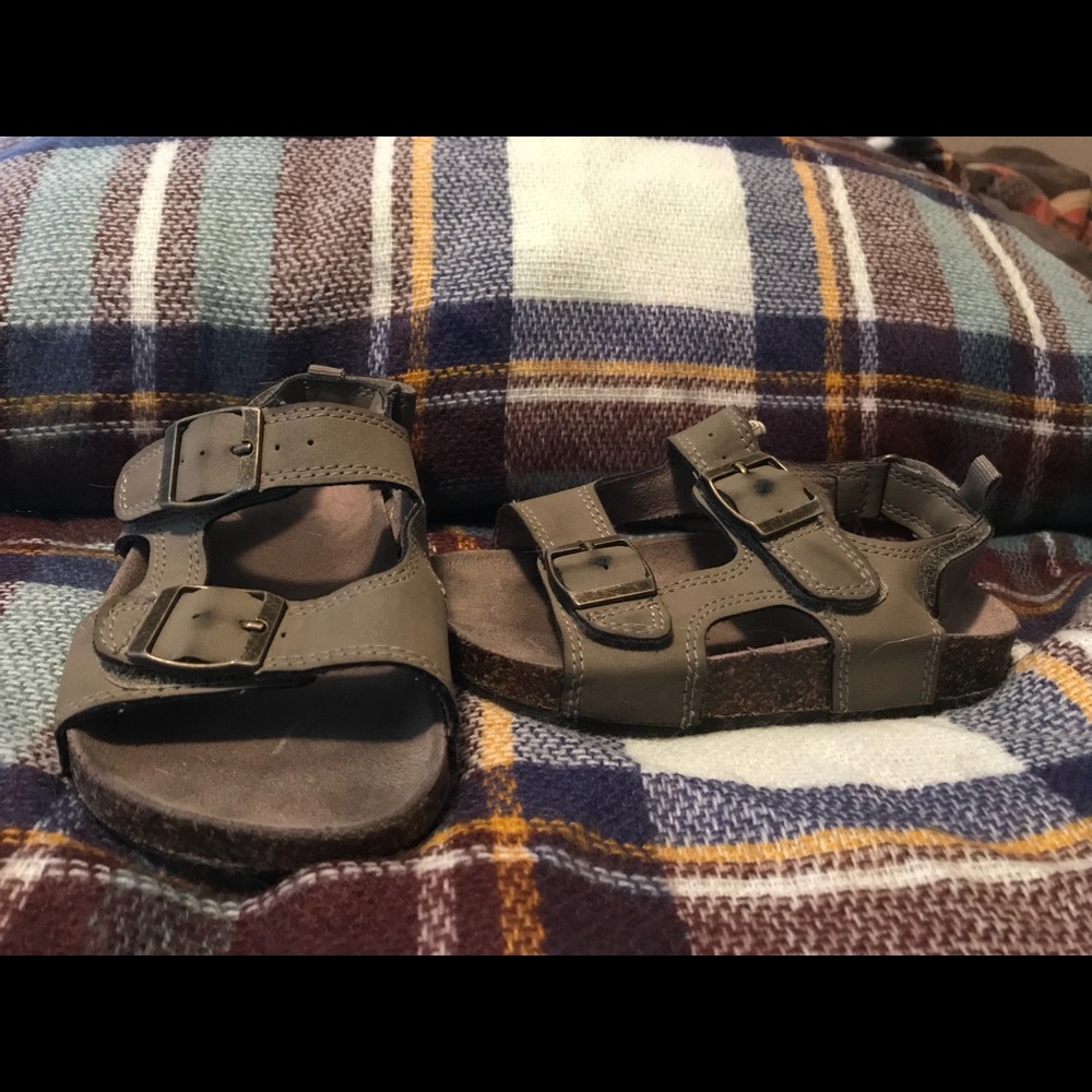 Child’s Sandals - Carter’s brand - size 10