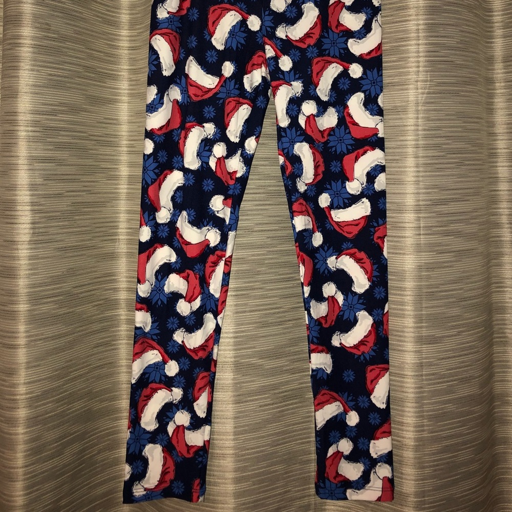 OS LulaRoe Holiday/Christmas Santa Hats BNWT