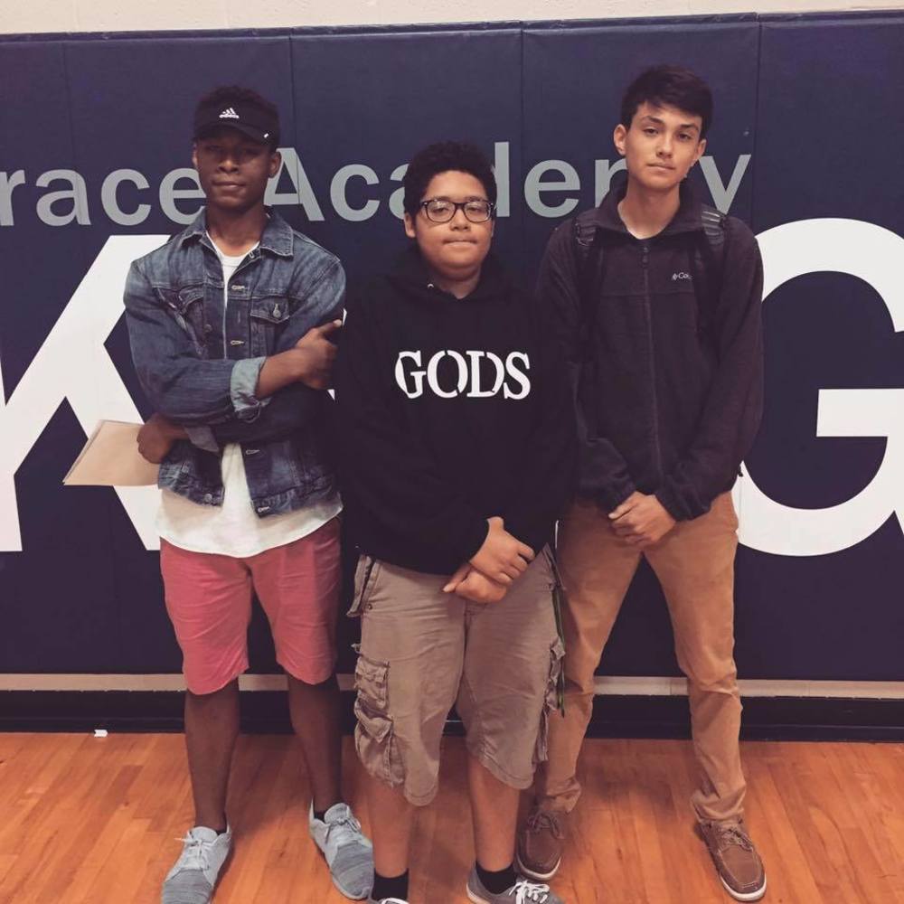 Meet your Posher, Julian