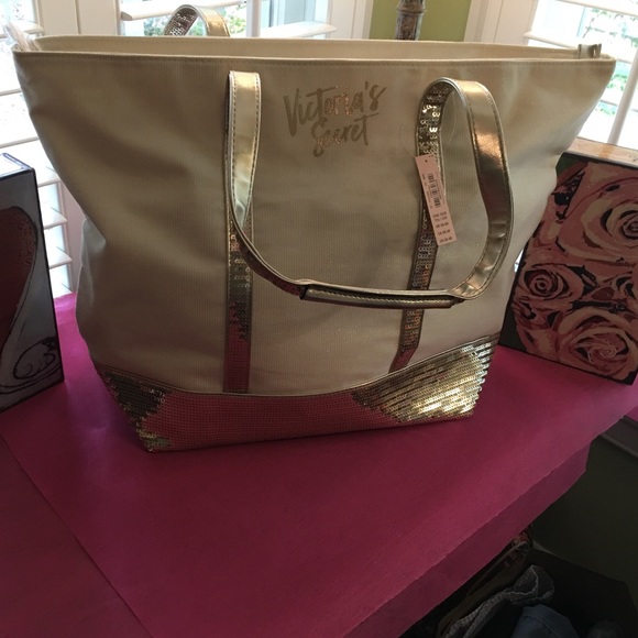 💥💥Victoria Secret Tote💥💥 - Picture 1 of 4