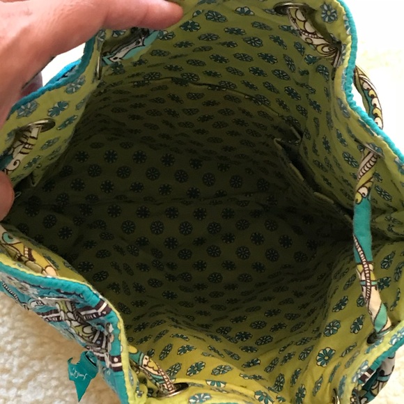 Beautiful Vera Bradley Backpack - Picture 6 of 8