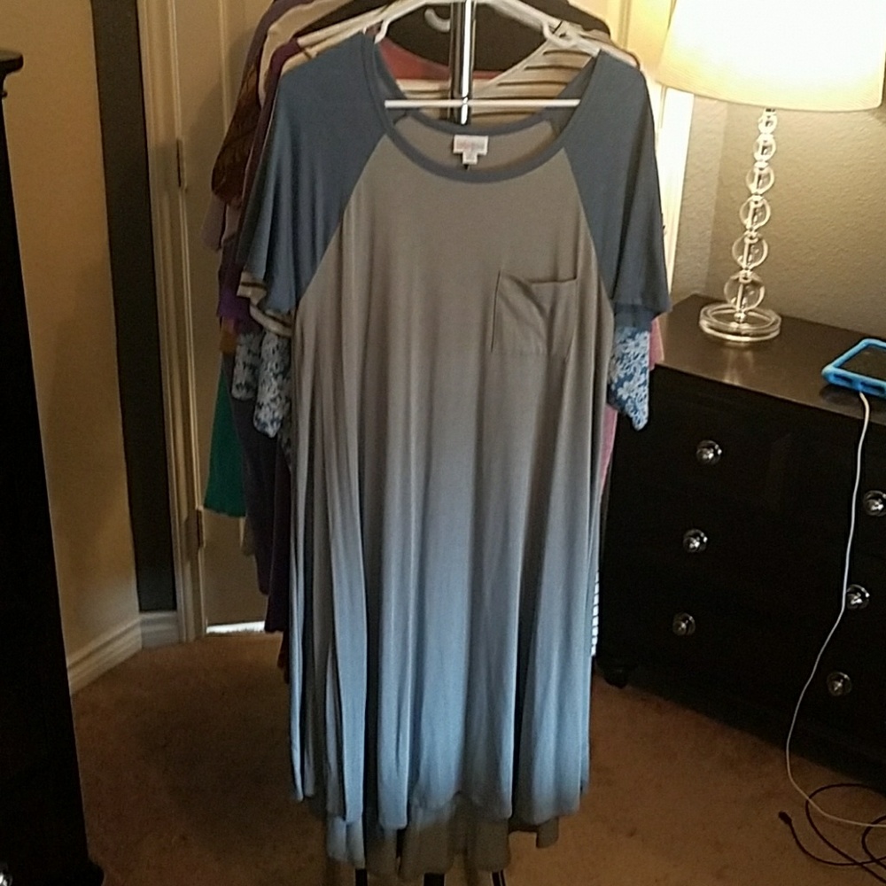 LuLaRoe Carly