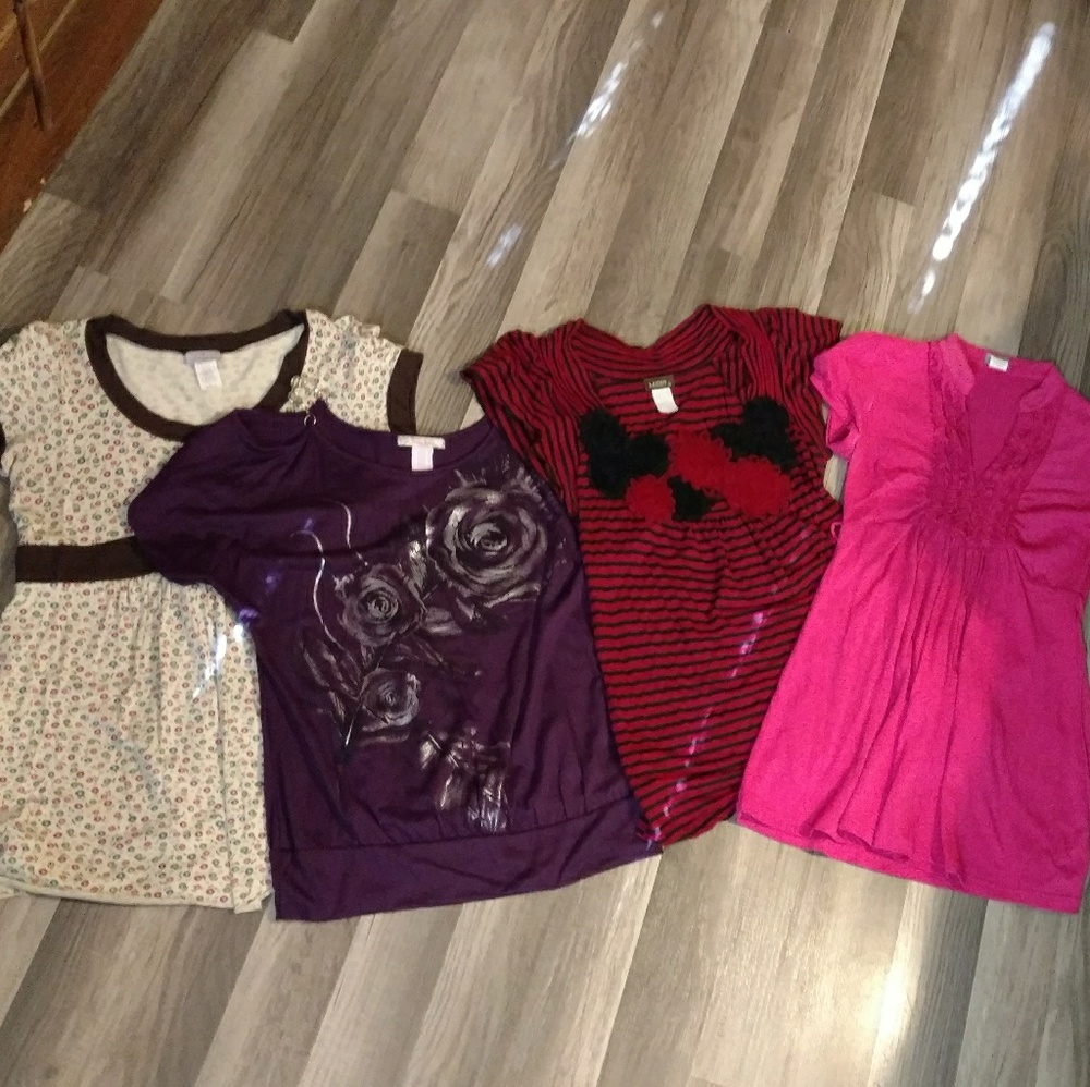 Lot of 4 maternity blouses
