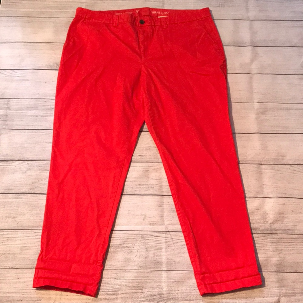 Gap Khakis 👖 Size 18 👖 Broken in style 👖 Red