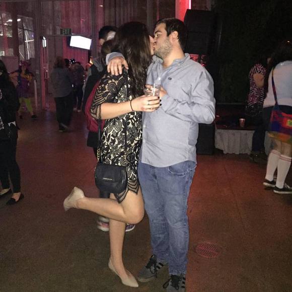 Meet your Posher, Amanda - Picture 1 of 1