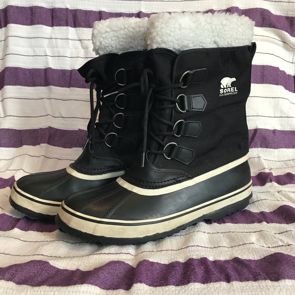 Sorel Women’s Winter Carnival Snow Boot, Sz. 10.5
