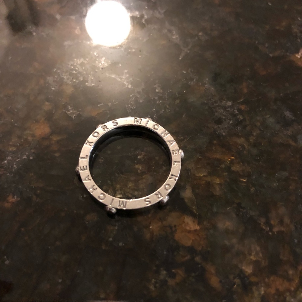 Michale Kors ring