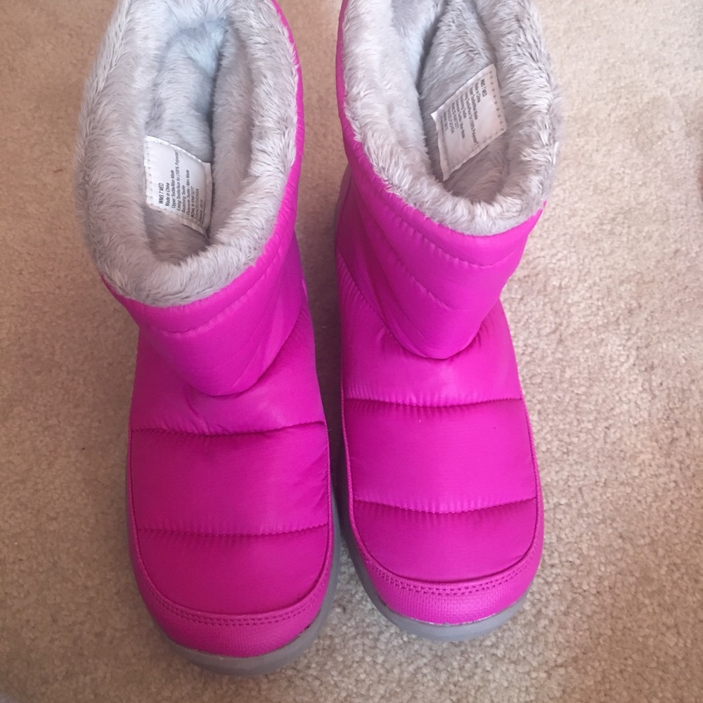 snow boots