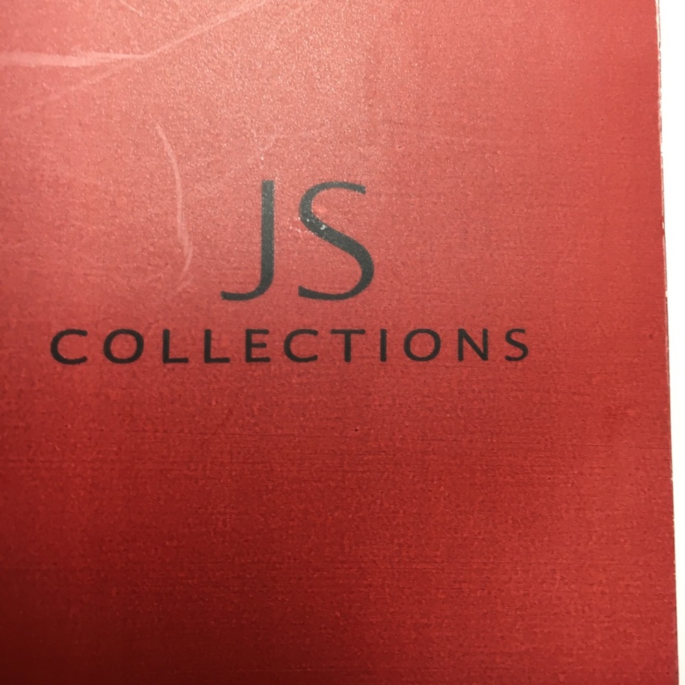 JSGown - Picture 6 of 7
