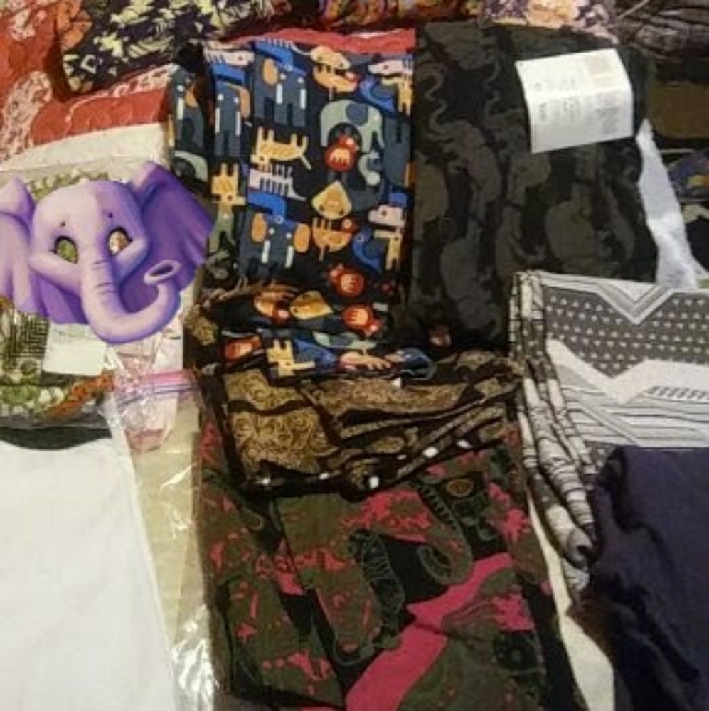 Lularoe leggings....os and tween MAINLY 🐘 - Picture 2 of 4