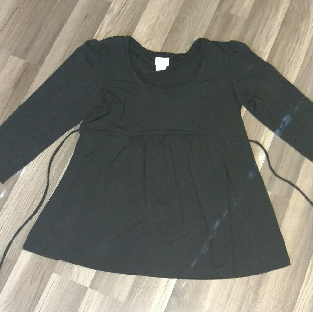 Black long sleeve maternity top