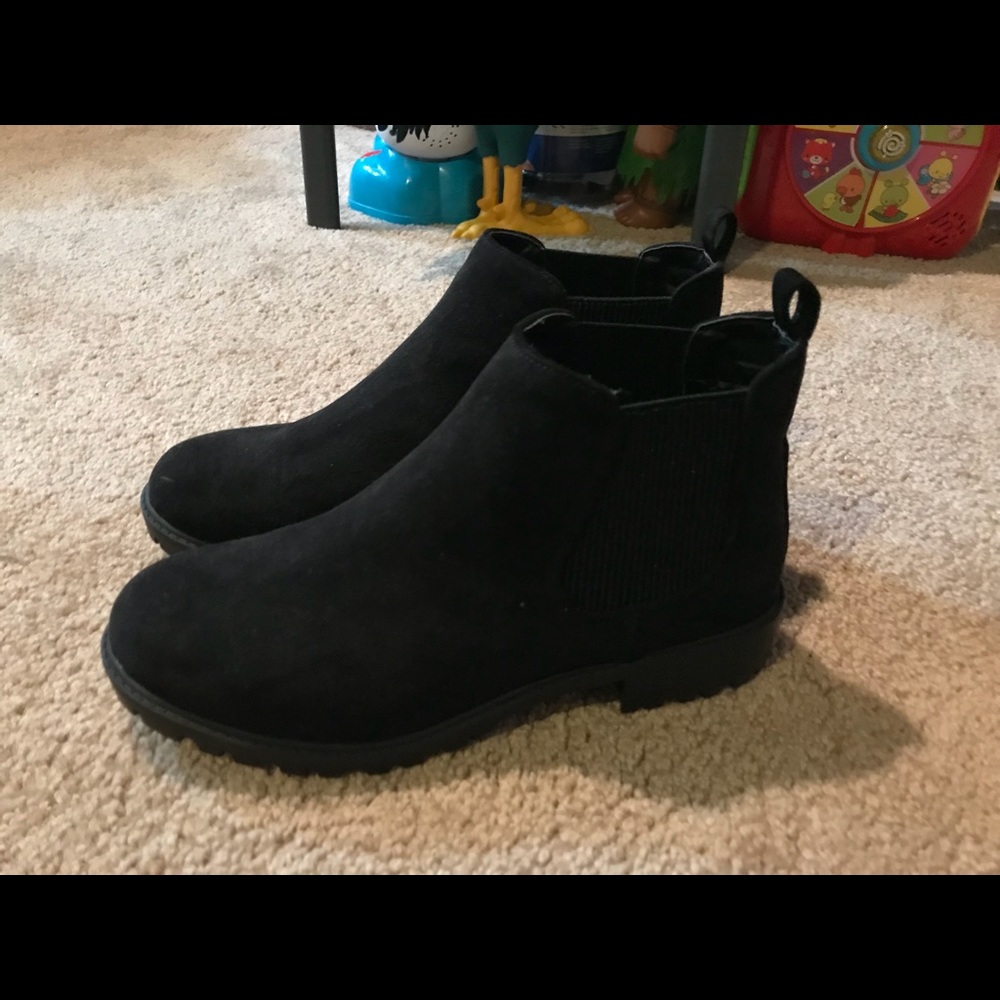 Chelsea boots
