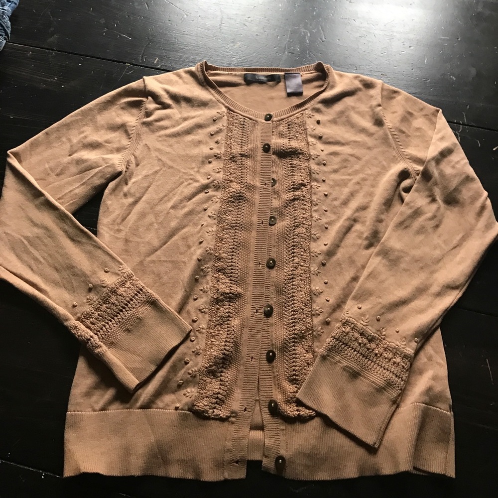 Cardigan sweater