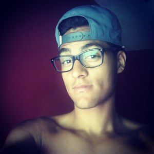 Meet your Posher, Quinton