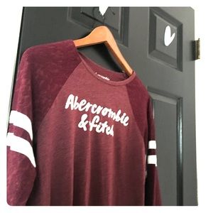 Abercrombie and fitch sweater 💓