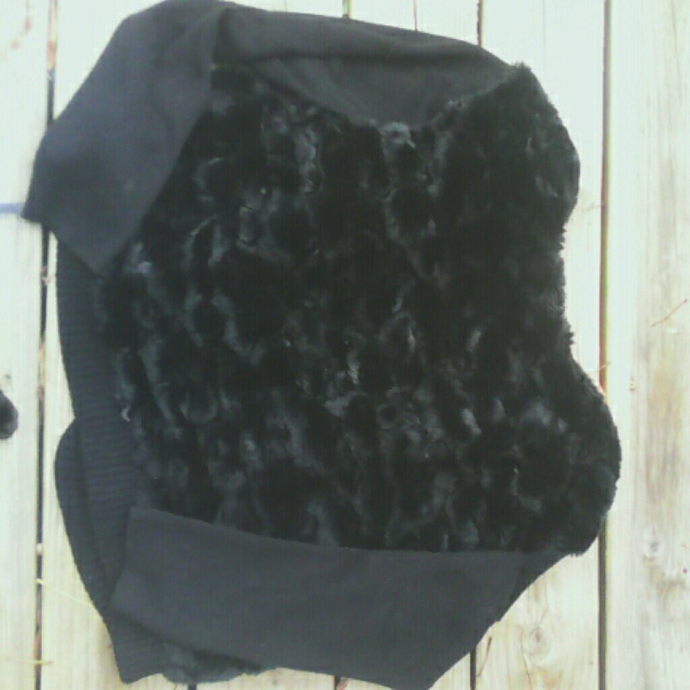 Sweater jacket black knit with faux fur