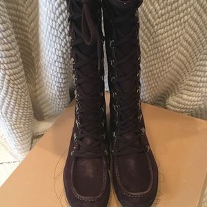 NWT 👢Timberland Winnicut suede lace up brown boot