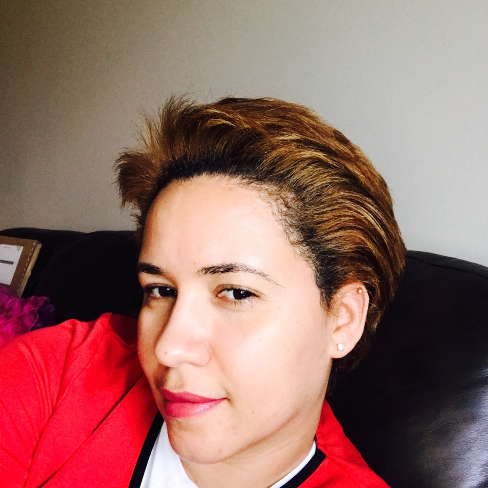 Meet your Posher, Esther