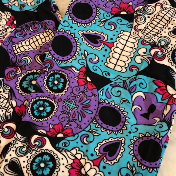 Kids Super Butter Soft Sugar Skulls Leggings NWT - Picture 2 of 4
