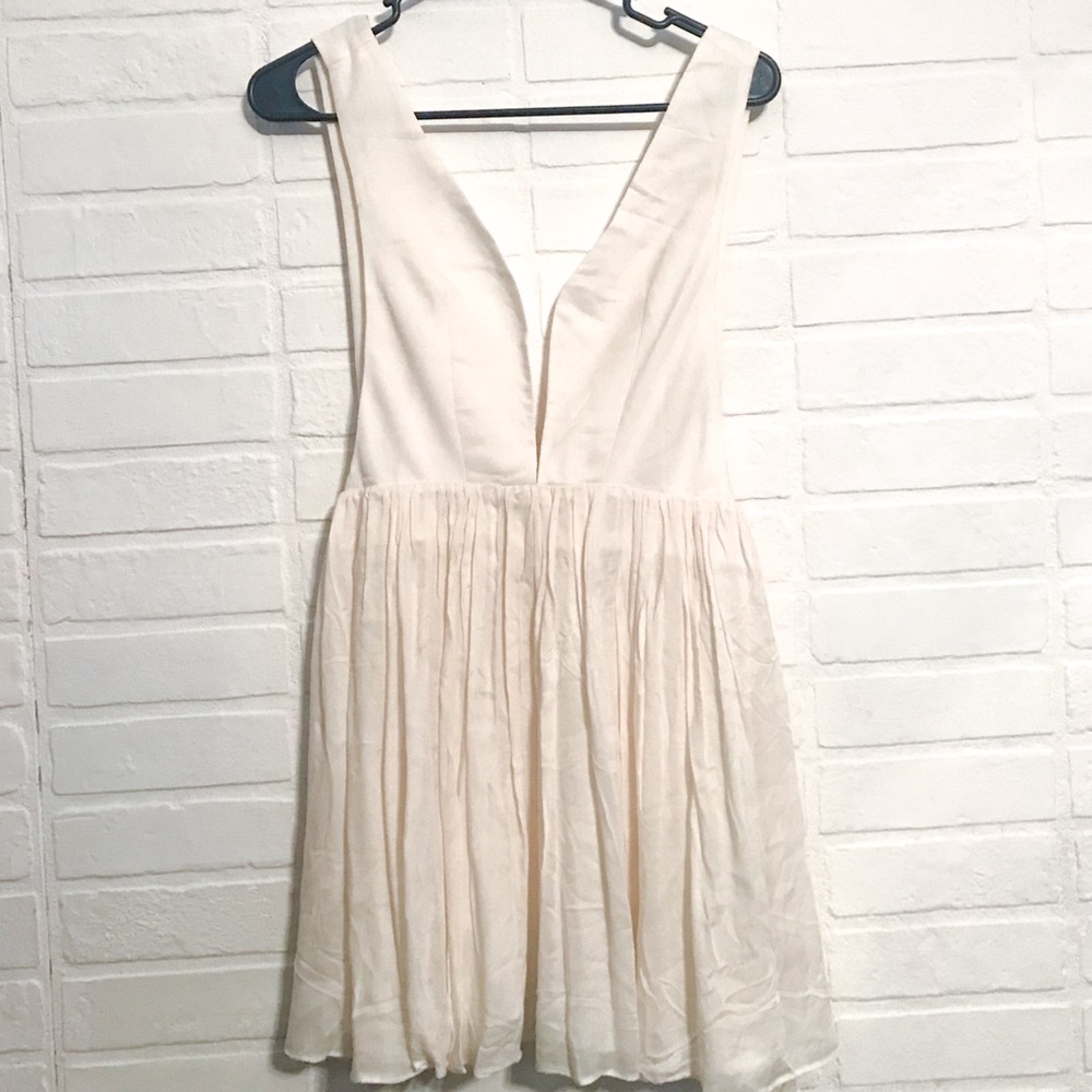 White skater Dress