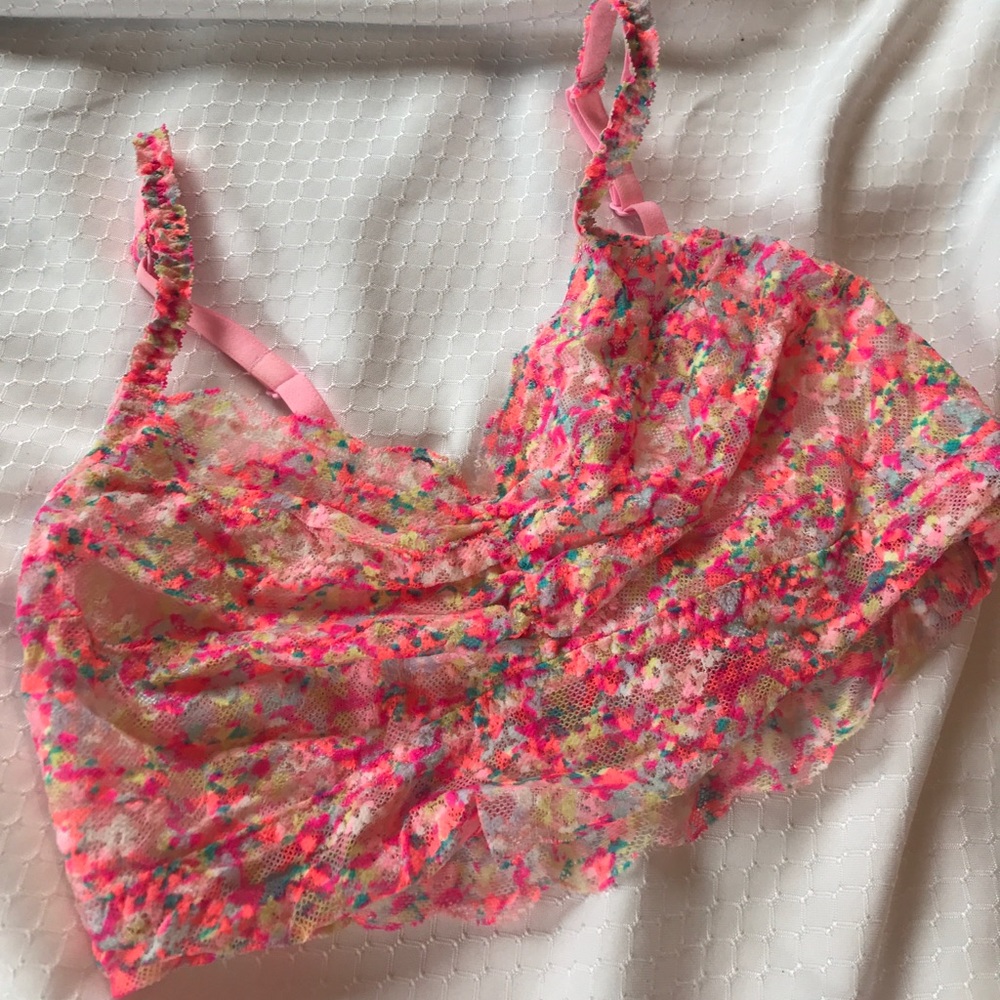 Victoria’s Secret Pink lace bralette