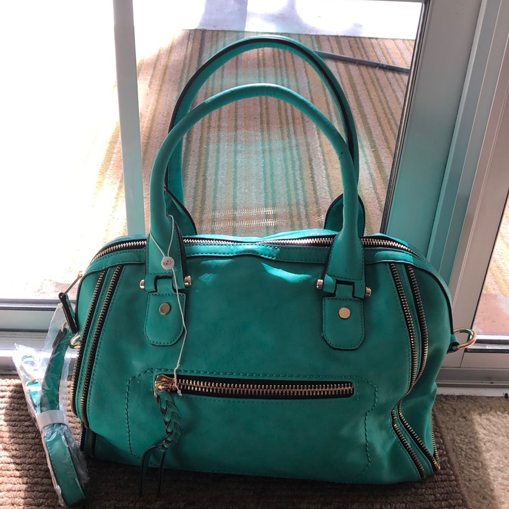 Vegan leather Urban Expressions purse