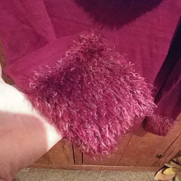 Sweater - Picture 3 of 3