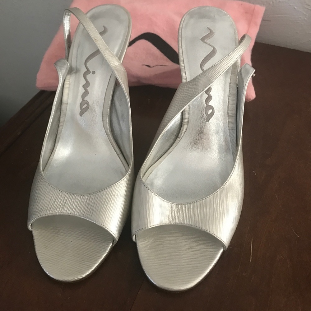 Nina Silver Slingback Sandals Size 8M