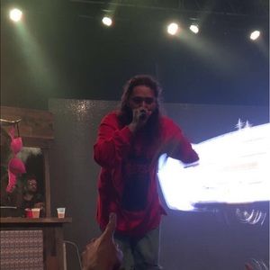 Meet your Posher, Sam