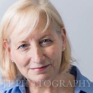 Meet your Posher, Laurie