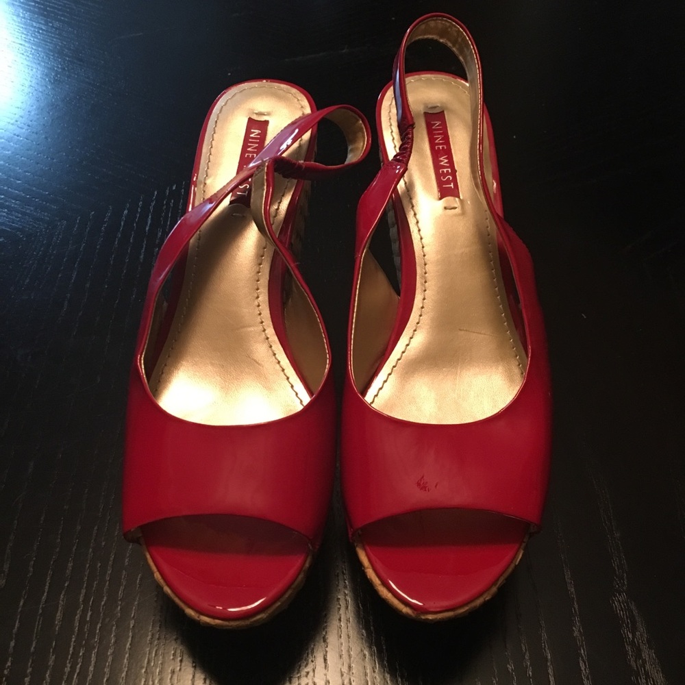 Nine West Red Wedge