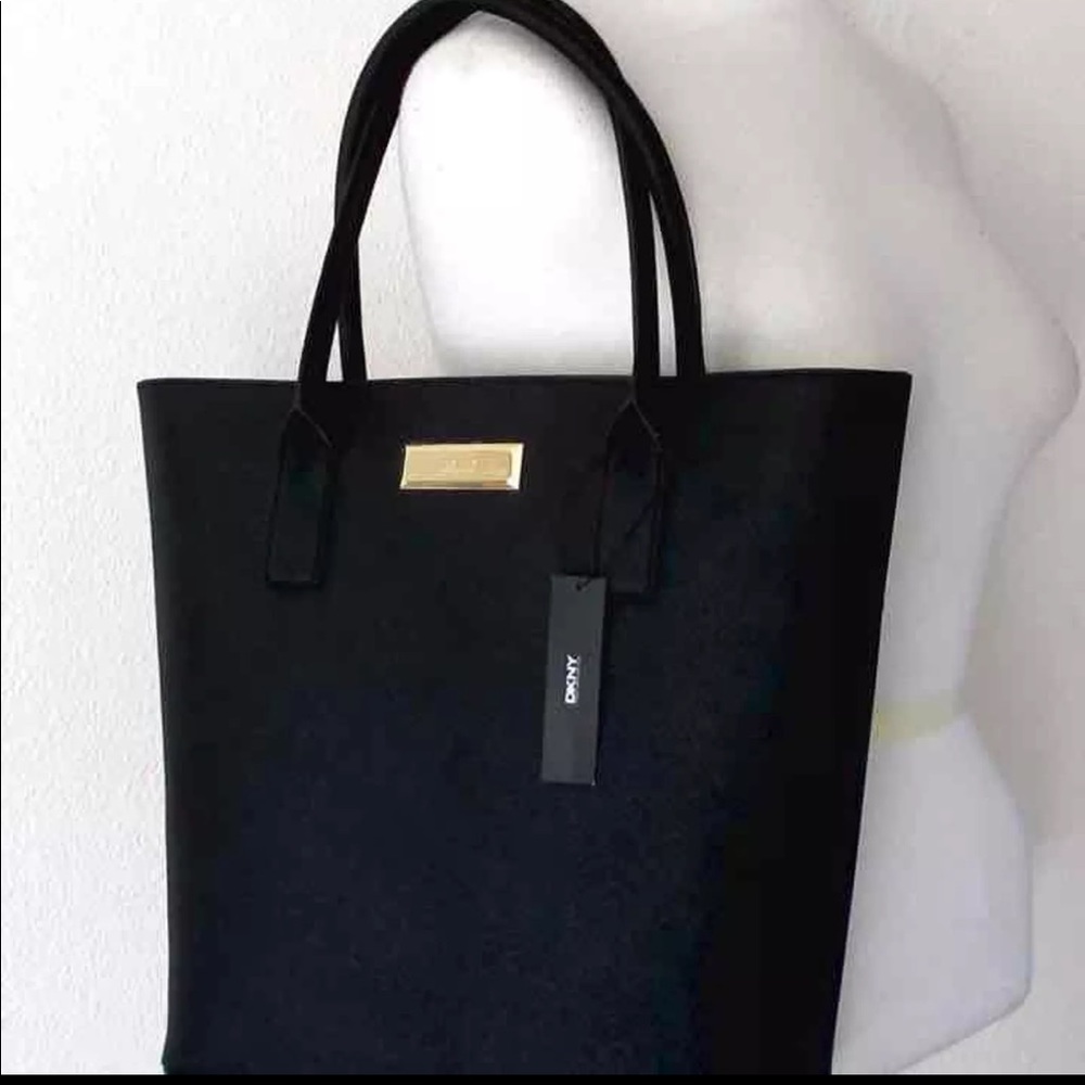 AUTHENTIC DKNY Black SAFFINO Leather Handbag!