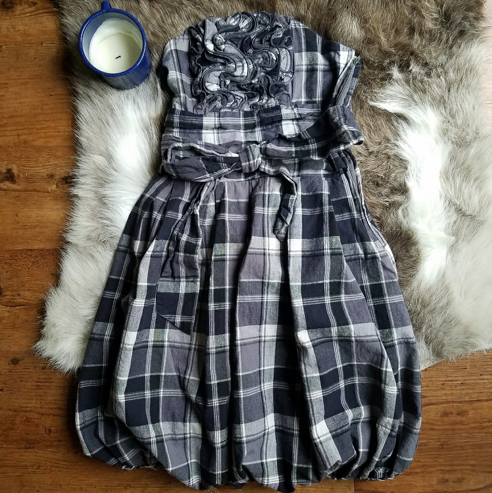 🌞 Blue Bird | Black & White Plaid Strapless Dress