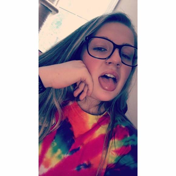 Meet your Posher, Josie - Picture 1 of 1