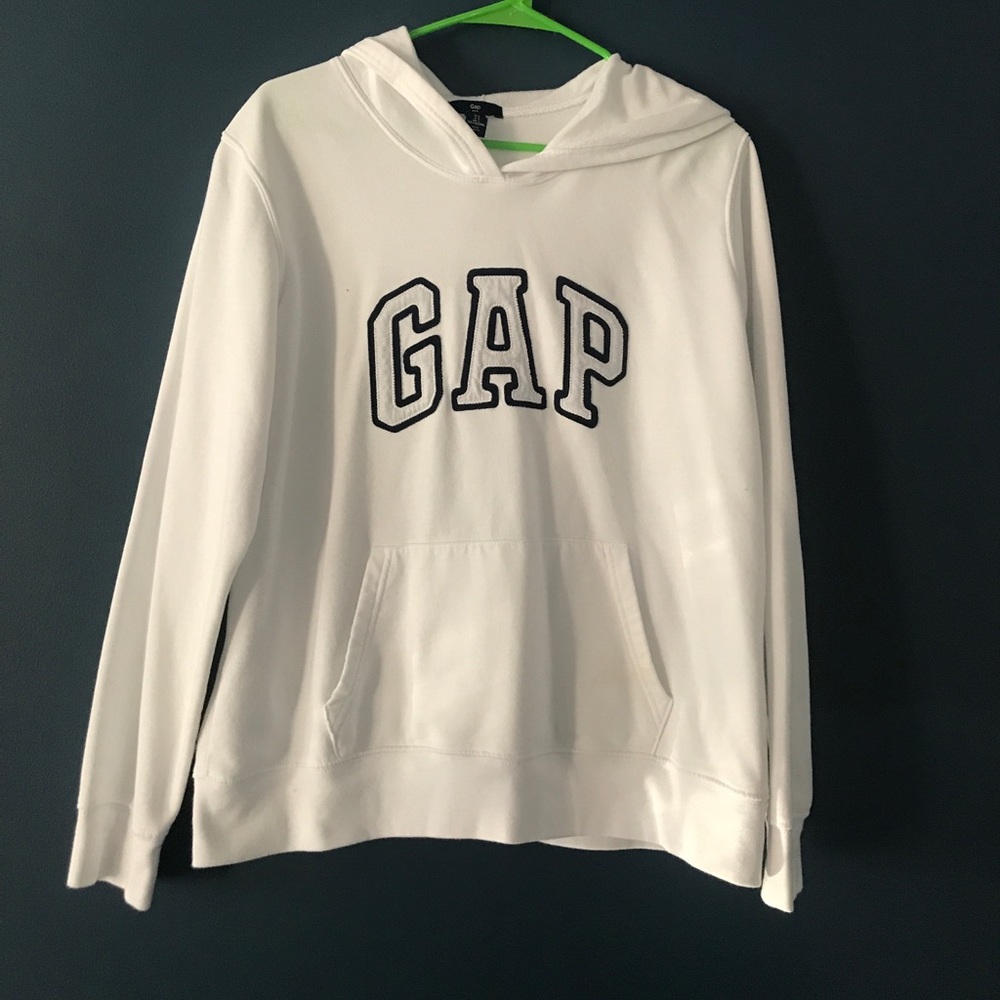 White gap hoodie