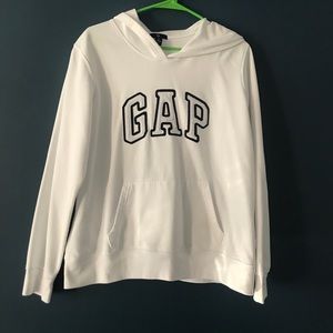 White gap hoodie